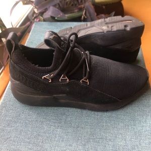 Puma Black Sneakers